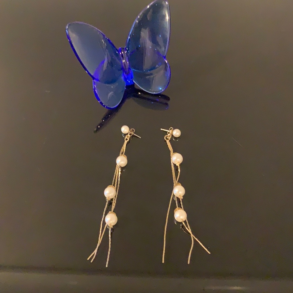 Pearl Drop Earring